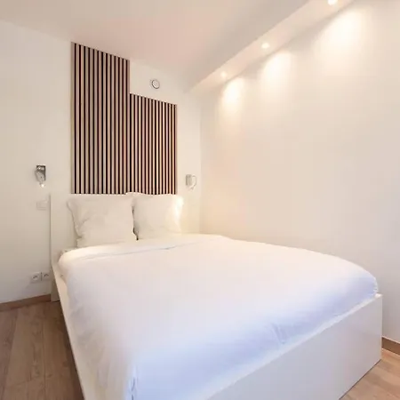 Confortable Et Moderne - Centre Apartment